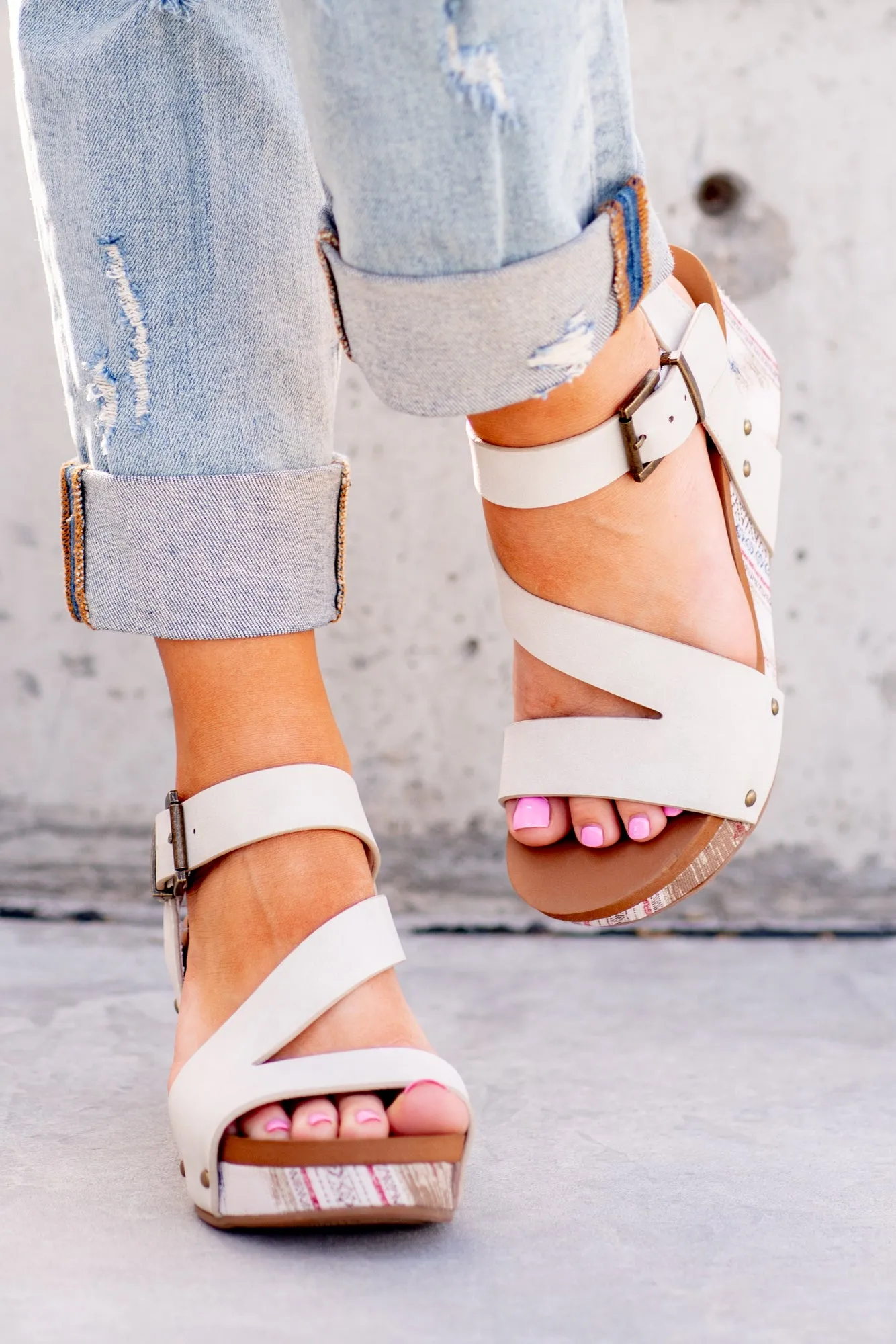 Giavanna Wedge Sandals - Cream