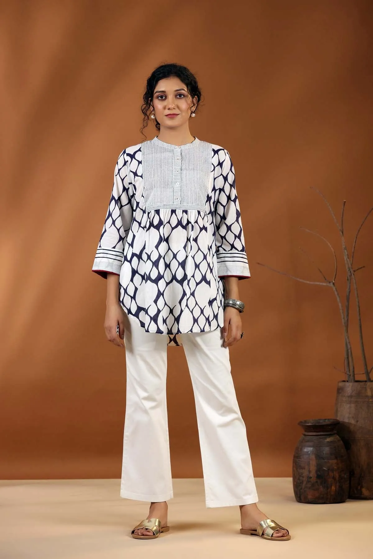 White Collared Short-Length Kurti